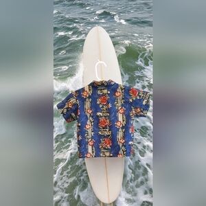 Hawaiian Surfboard Short Sleeve  Button-down Shirt